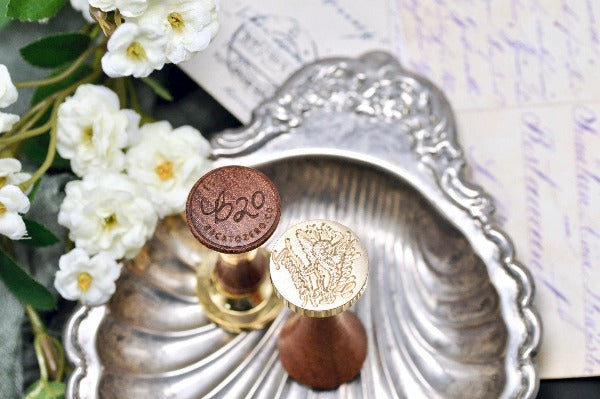 Cherub Bow & Arrow Wax Seal Stamp - Backtozero B20 - angel, black, cherub, cupid, find, french motto, Message, seek, Signature, signaturehandle, silver highlight, valentine