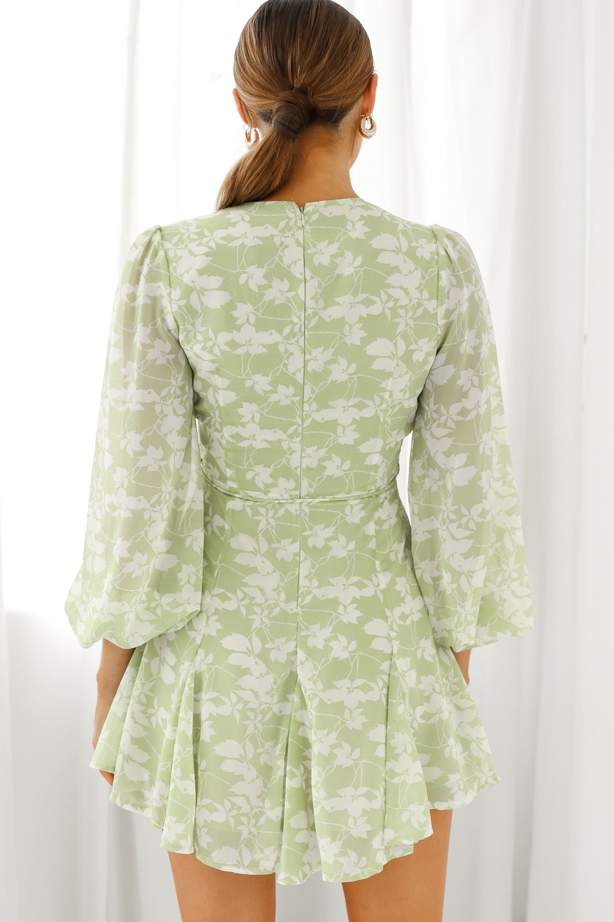 Estelle Long Sleeve V-Neckline Dress Leaf Print Olive