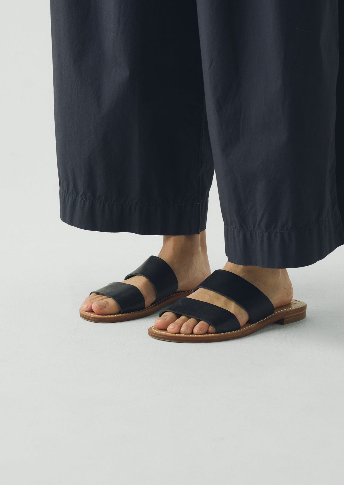 La Botte Gardiane Marcelle Leather Sandals | Black