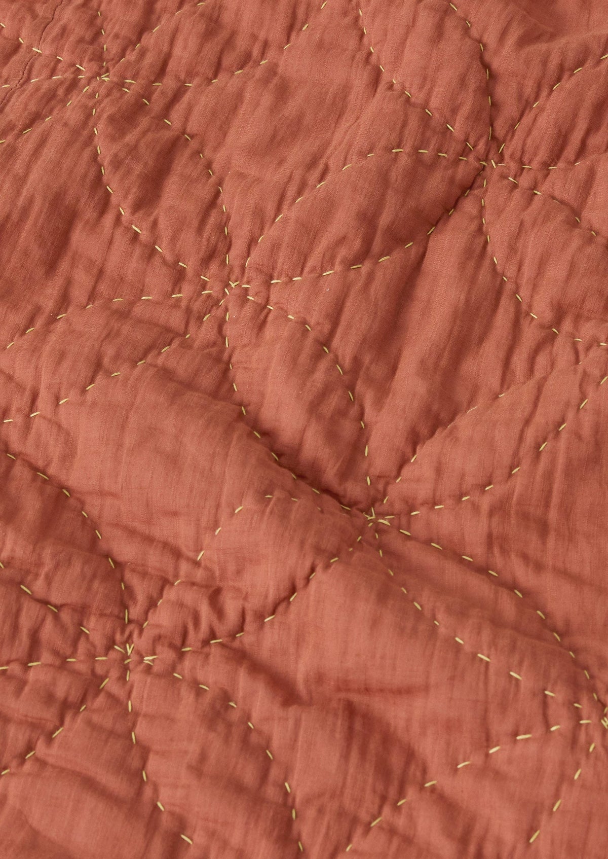 Sicily Stitch Lightweight Quilt | Blush/Lavender