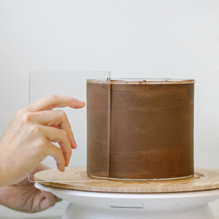 Buttercream Icing Scrapers, great for frosting tall buttercream cakes to achieve smooth and sharp icing edges of you cake.  Professional food safe acrylic.