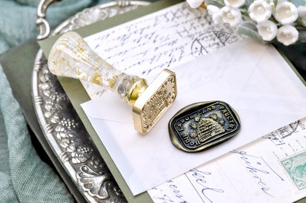 Bee Hive Latin Motto Wax Seal Stamp - Backtozero B20 - antique, Bee, hive, latin, latin motto, Message, Retro, rounded rectangle, Signature, signaturehandle, work hard