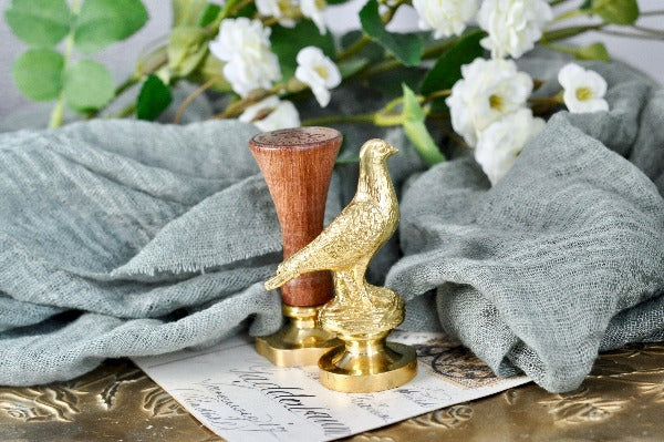 Brass Dove Wax Seal Handle - Backtozero B20 - Bird, brass deco, handle