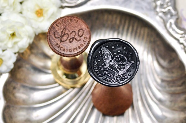 Cherub Thinking Wax Seal Stamp - Backtozero B20 - angel, black, cherub, cupid, dup-review-publication, latin motto, Love, Message, romantic, Signature, signaturehandle, silver highlight, valentine