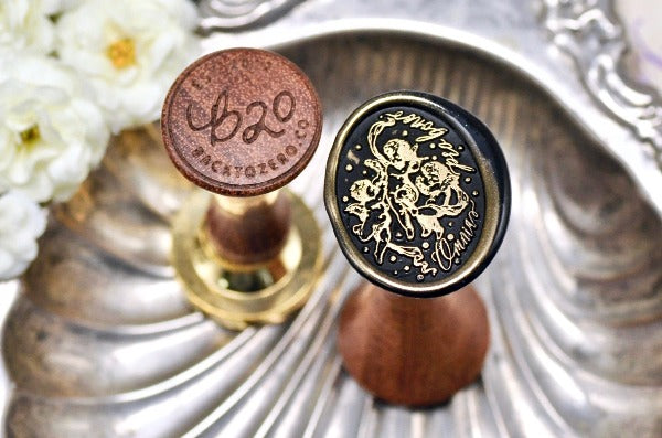 Cherubs Celebrating Wax Seal Stamp - Backtozero B20 - angel, black, celebrate, cherub, cupid, dup-review-publication, gold highlight, latin motto, Message, Signature, signaturehandle, valentine