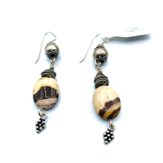 Earrings oval dangle stone silver beads