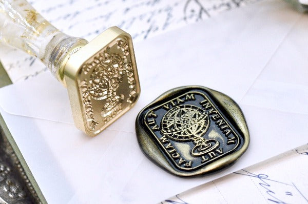 Globe Latin Motto Wax Seal Stamp - Backtozero B20 - antique, Bird, focus, goal, latin, latin motto, Message, never give up, Retro, rounded rectangle, Signature, signaturehandle, way