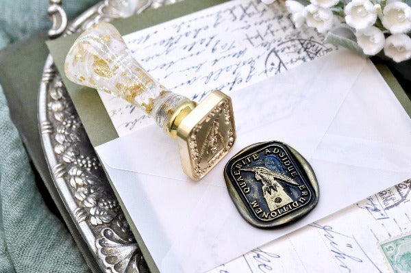 Hand with Feather Pen Latin Motto Wax Seal Stamp - Backtozero B20 - antique, feather, feather pen, knowledge, latin, latin motto, learn, Message, pen, Retro, rounded rectangle, Signature, signaturehandle, write