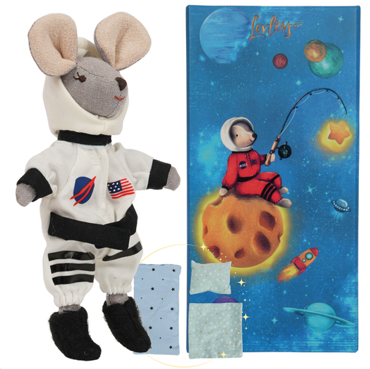 LEVLOVS Astronaut Mouse in a Box with the bedding White