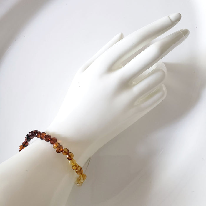 multicolor amber stretchable bracelet
