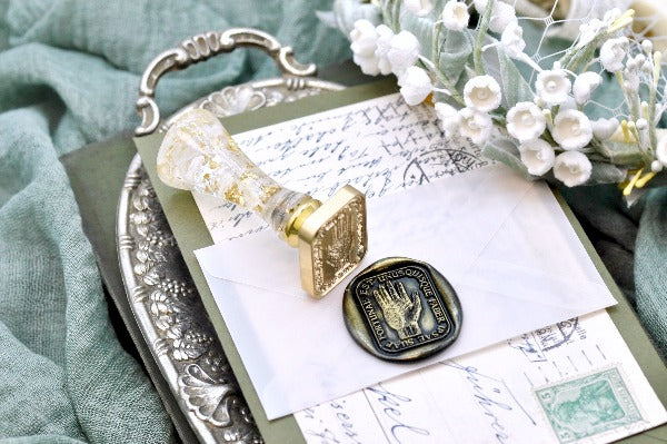 Palm of Hand Latin Motto Wax Seal Stamp - Backtozero B20 - antique, destiny, fortune, latin, latin motto, Message, Retro, rounded rectangle, Signature, signaturehandle