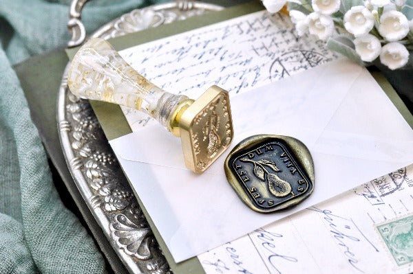 Pear Latin Motto Wax Seal Stamp - Backtozero B20 - antique, antique-style, Botanical, Fruit, hope, latin, latin motto, life, Message, pear, Persevere, Retro, rounded rectangle, Signature, signaturehandle