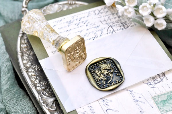 Rose Latin Motto Wax Seal Stamp - Backtozero B20 - antique, Flower, good, latin, latin motto, life, Message, positivity, Retro, rose, rounded rectangle, Signature, signaturehandle