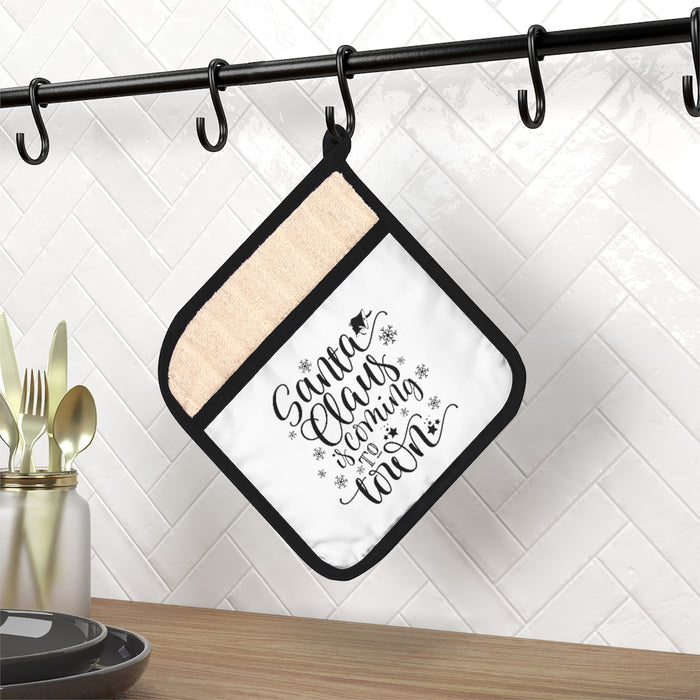 Santa's Coming To Town Pot Holder