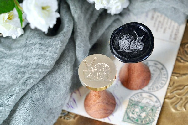 Snail Mail Double Layer Wax Seal Stamp - Backtozero B20 - 2 layer, 2 layers, 2L, double depth, double layer, envelope, mail, Signature, signaturehandle, snail
