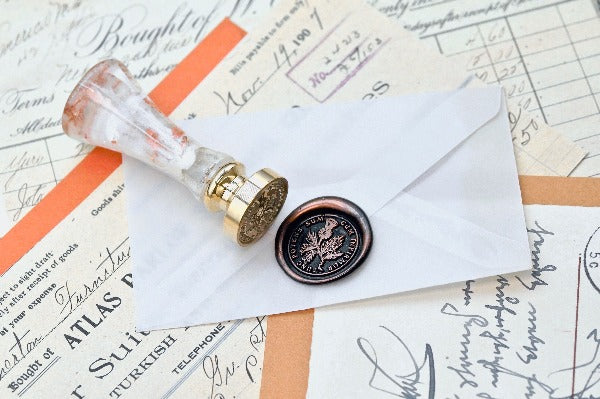Thistle Latin Motto Wax Seal Stamp | S - Backtozero B20 - antique, Botanical, Flower, latin, latin motto, Message, Retro, Signature, signaturehandle, strength, thristle