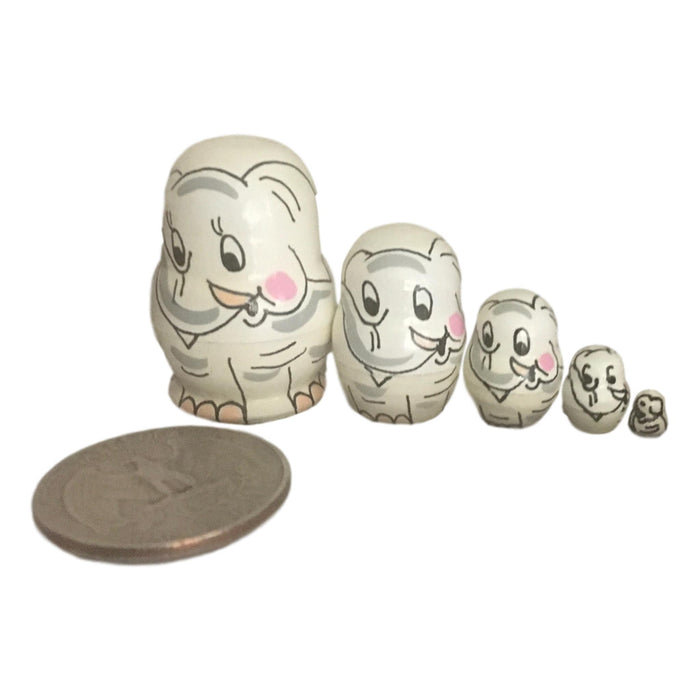 Miniature russian nesting dolls