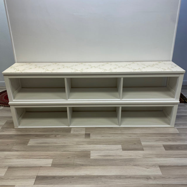 White Wood Shelf